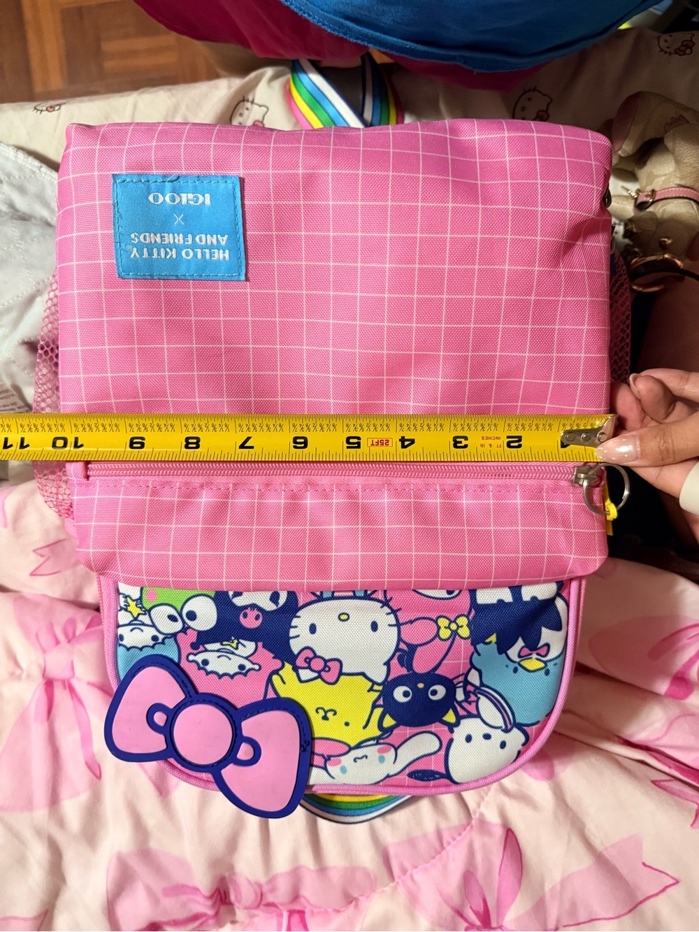 Hello Kitty x igloo Backpack - Picture 9 of 11